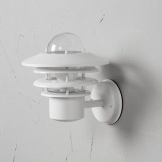 Käpylä seinävalaisin IP44 mattavalkoinen