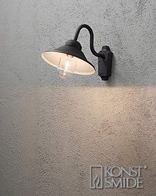 Vega seinävalaisin 556-750 musta