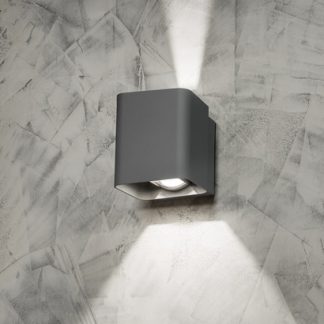 Näsby seinävalaisin IP54 antrasiitti