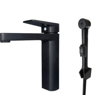 Pesuallashana Ruoko mattamusta käsisuihkulla