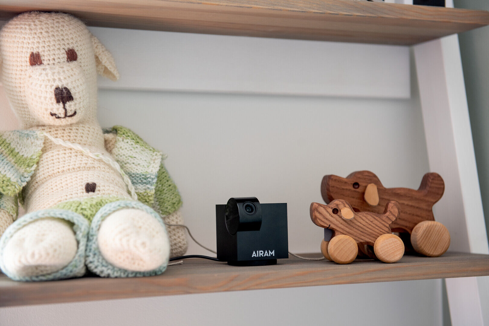 Airam Smart Home kamera IP20 - Image 2