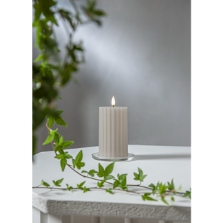 Flamme Stripe LED-pöytäkynttilä 15 cm beige