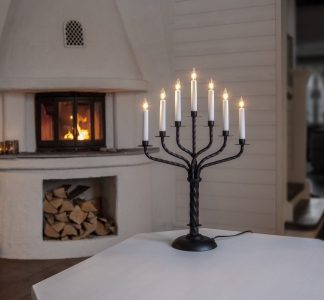 Bore metallinen kynttelikkö musta