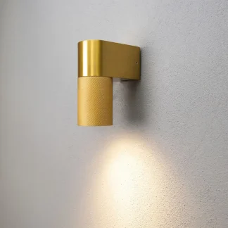 Konstsmide Temi Seinävalaisin alasvalo Kulta